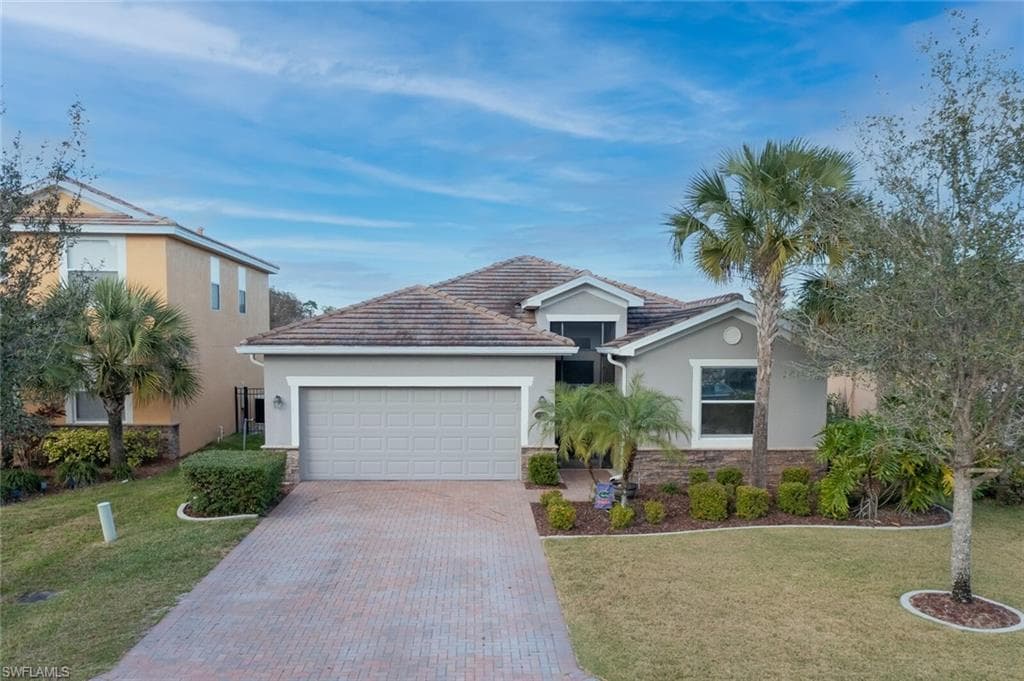 15679 Angelica DR ALVA, FL 33920
