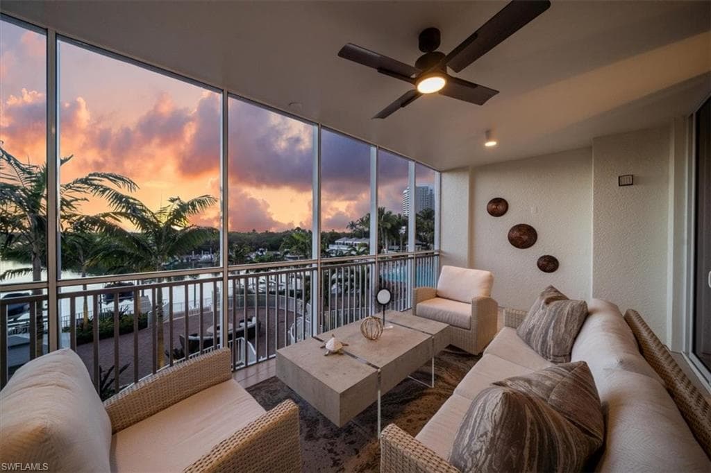 13665 Vanderbilt DR 302 NAPLES, FL 34110