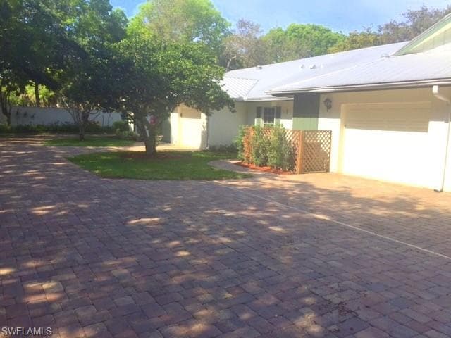 4738 West BLVD E-2 NAPLES, FL 34103