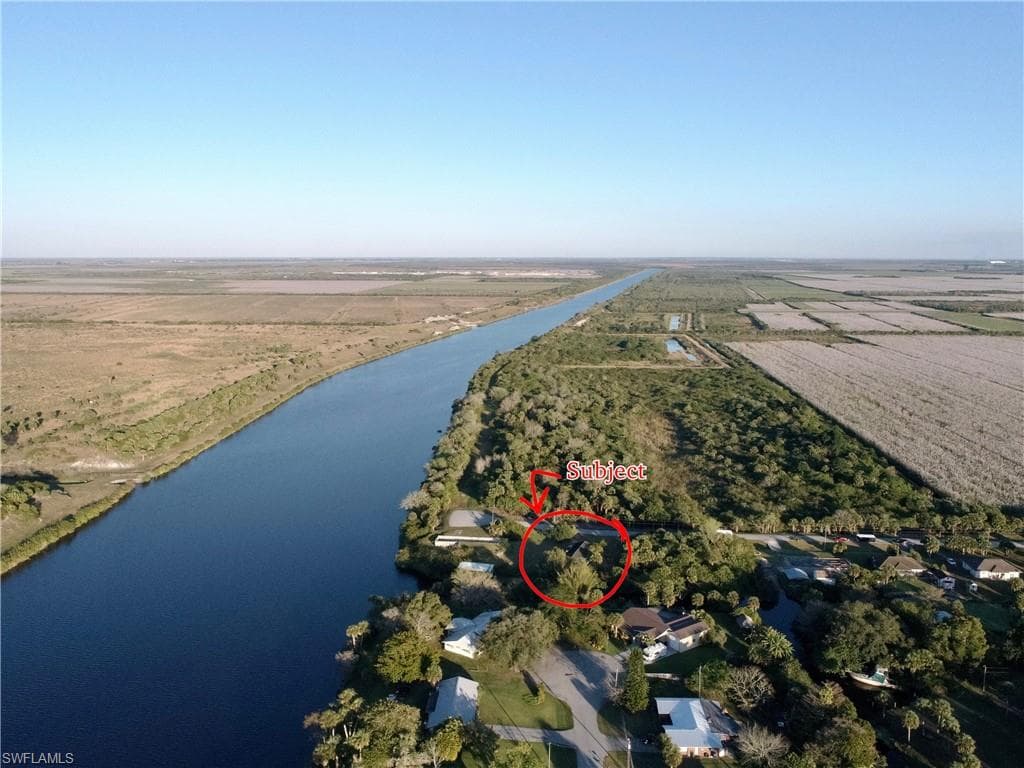 1385 Indian Mound RD MOORE HAVEN, FL 33471