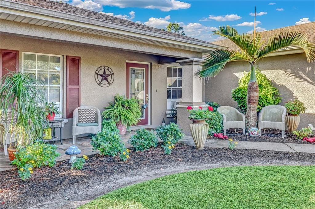2617 43rd ST W LEHIGH ACRES, FL 33971