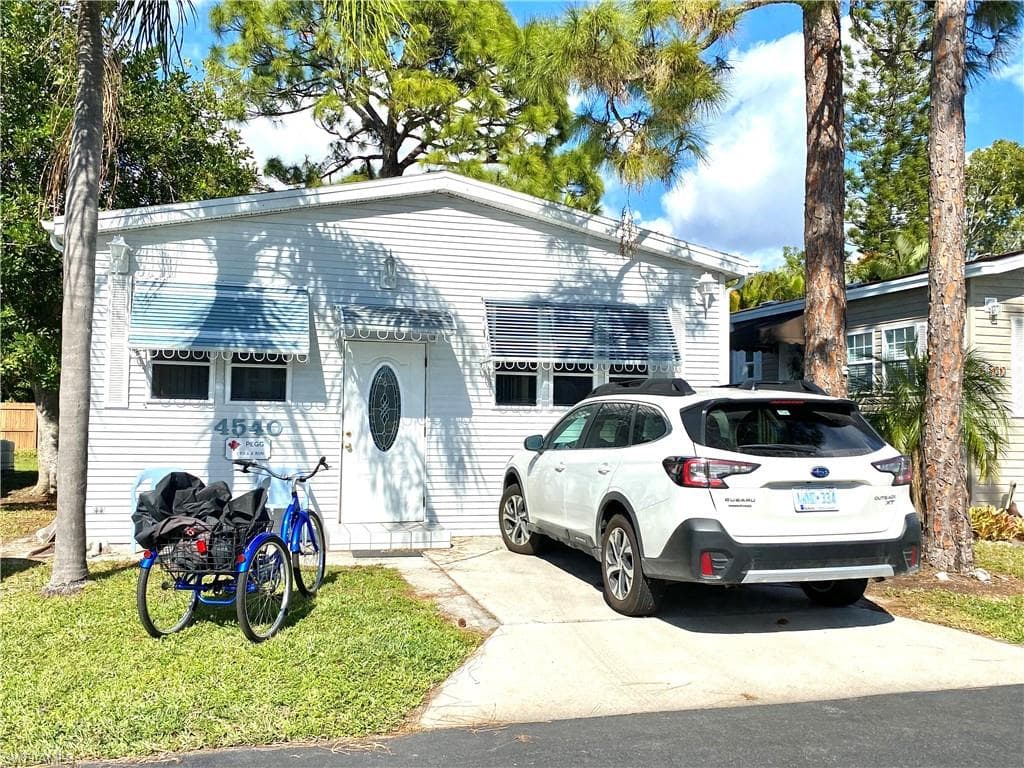 4540 Washington WAY E ESTERO, FL 33928