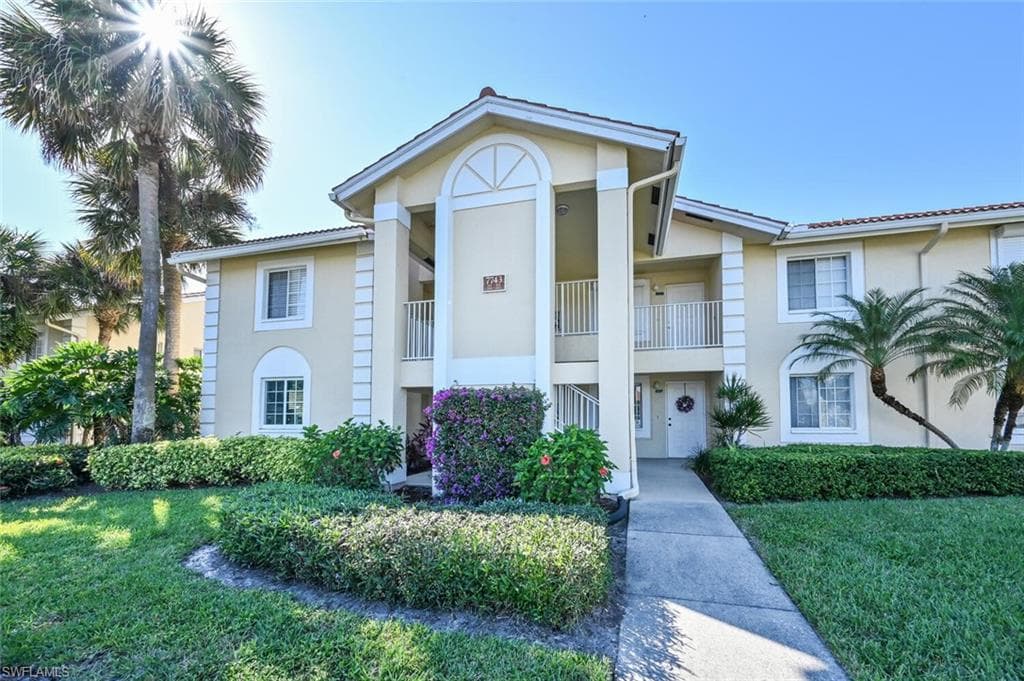 7743 Jewel LN 201 NAPLES, FL 34109