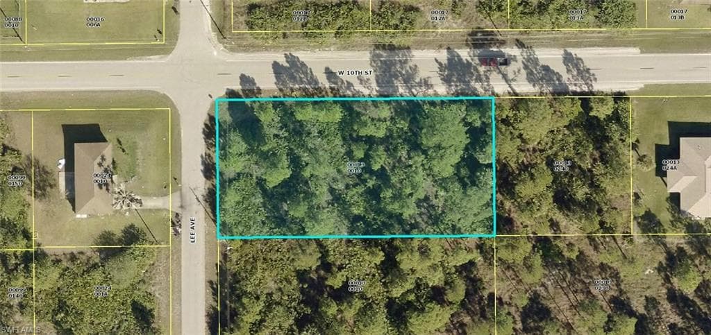 922 Lee AVE LEHIGH ACRES, FL 33972