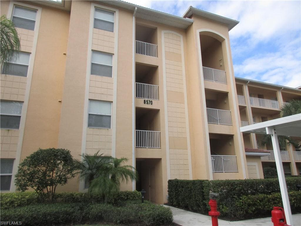 8570 Kingbird LOOP 536 ESTERO, FL 33967