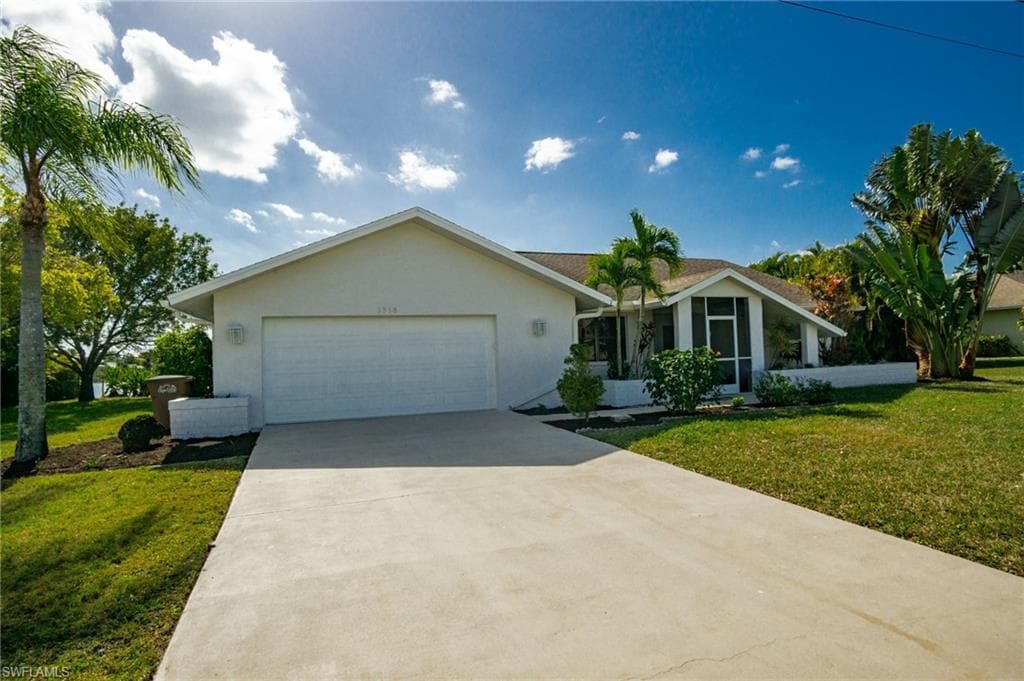 1318 SW 25th TER CAPE CORAL, FL 33914