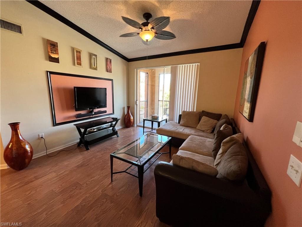 1235 Reserve WAY 5-305 NAPLES, FL 34105