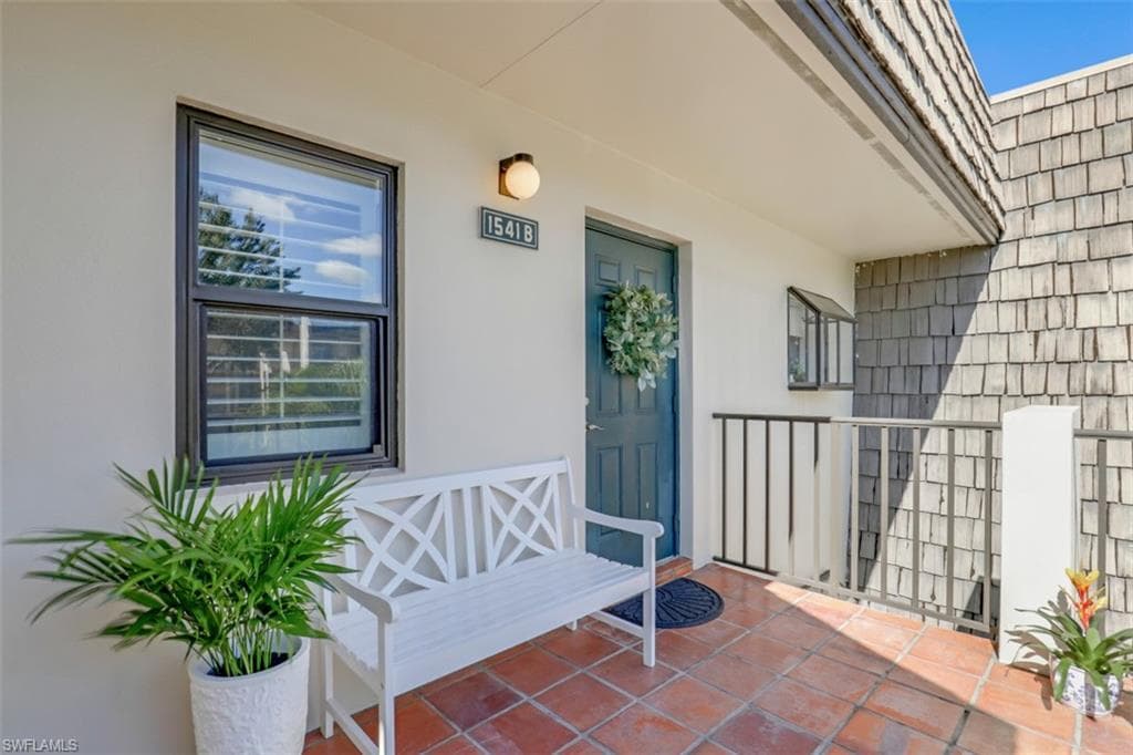 1541 Oyster Catcher PT #B NAPLES, FL 34105