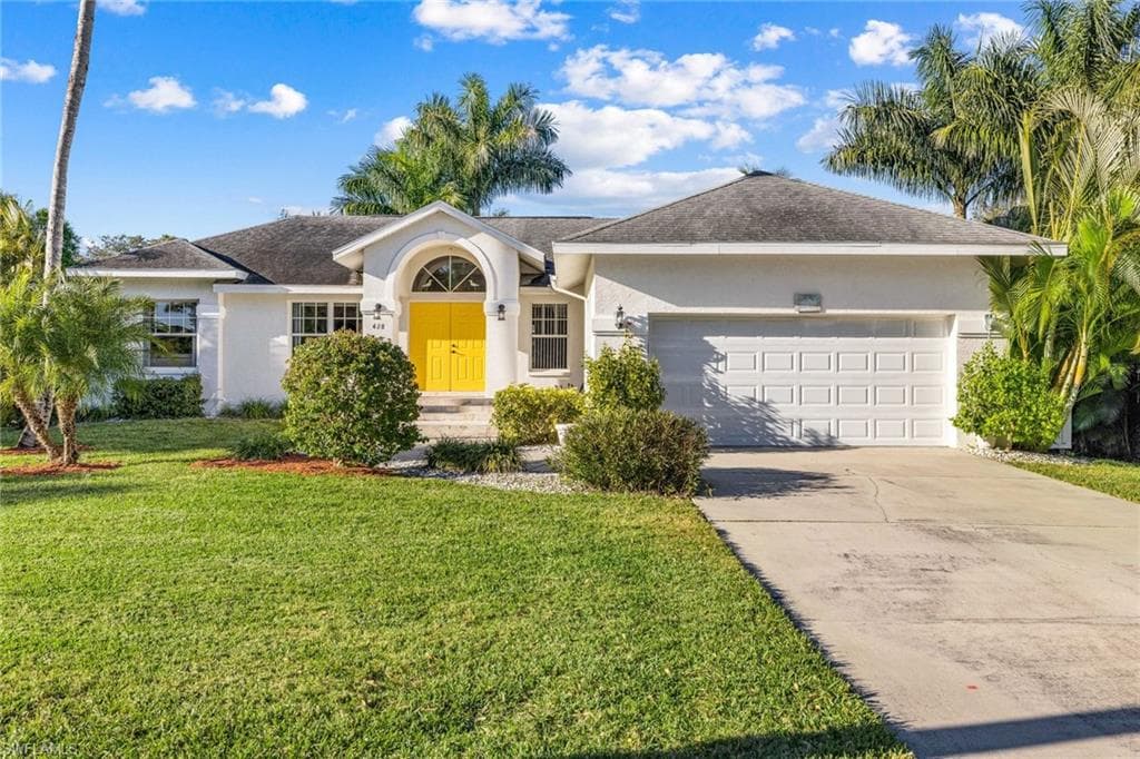 428 Sharwood DR NAPLES, FL 34110