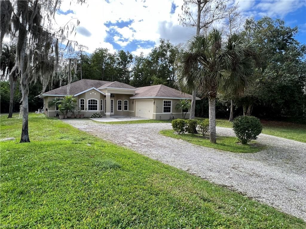 5790 Lancewood WAY NAPLES, FL 34116