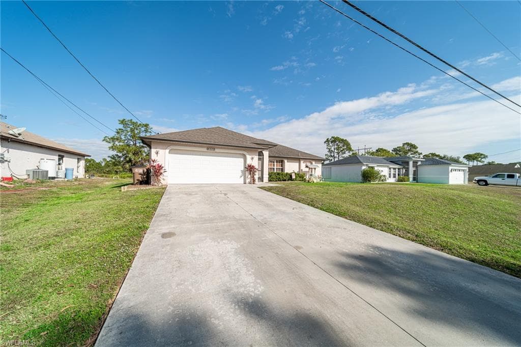 2049 NE 28th ST CAPE CORAL, FL 33909