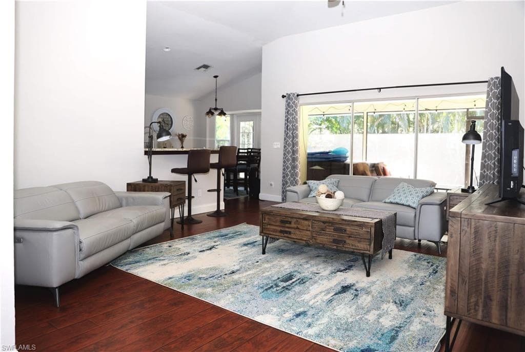 2572 River Reach DR NAPLES, FL 34104