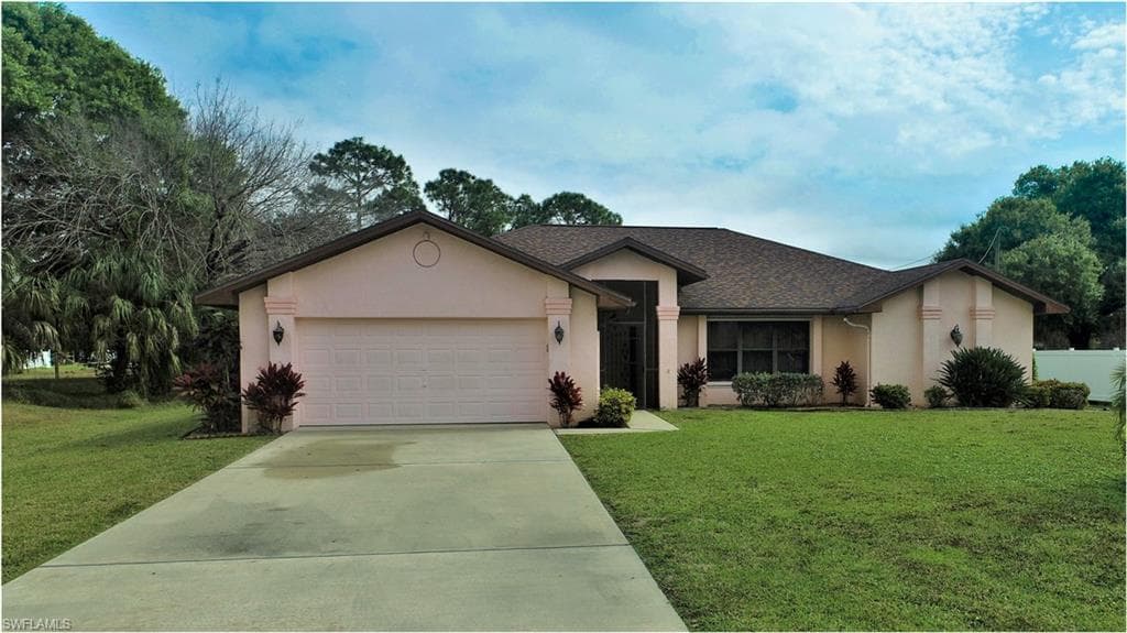 308 North AVE LEHIGH ACRES, FL 33936
