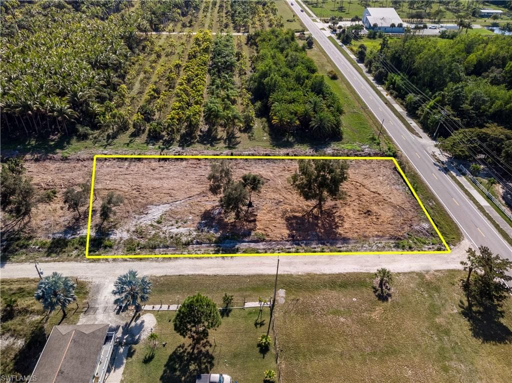 7489 Max DR BOKEELIA, FL 33922