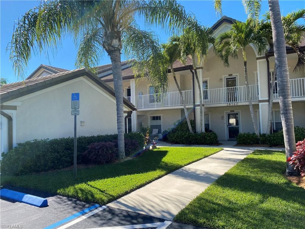 28740 Diamond DR 202 BONITA SPRINGS, FL 34134