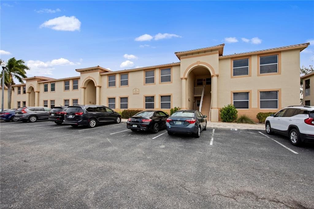 15417 Bellamar Circle CIR 812 FORT MYERS, FL 33908