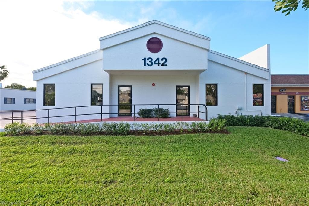 1342 SE 46th LN CAPE CORAL, FL 33904