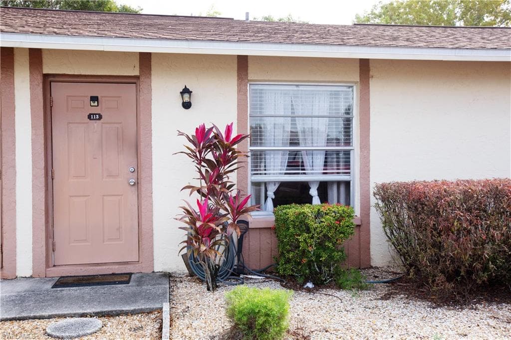 3417 SW Santa Barbara PL 113 CAPE CORAL, FL 33914