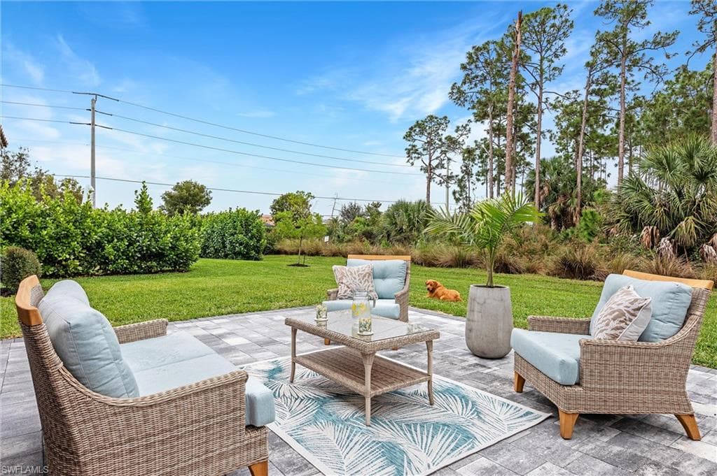 9519 Foxglove LN NAPLES, FL 34120