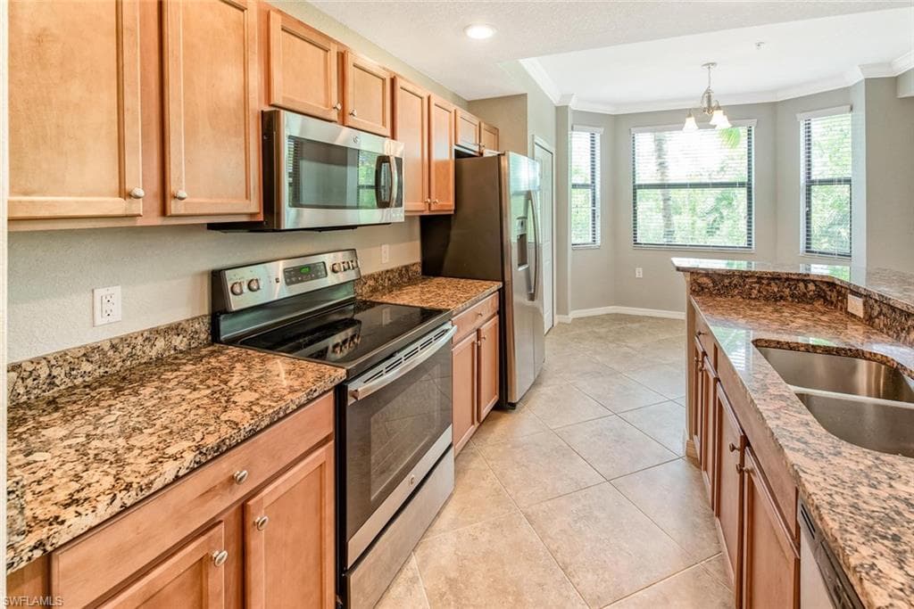 9826 Giaveno CIR 1516 NAPLES, FL 34113