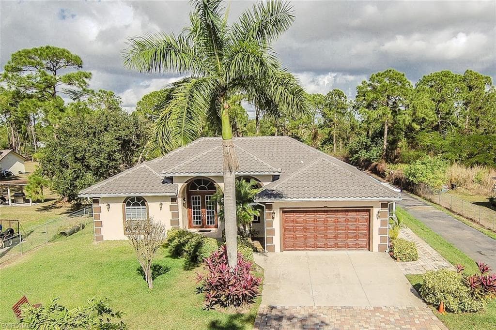 3611 18th AVE NE NAPLES, FL 34120