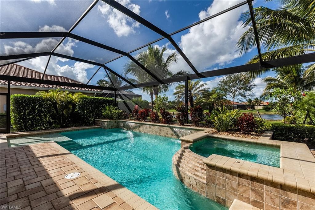 9449 Lagomar CT NAPLES, FL 34114