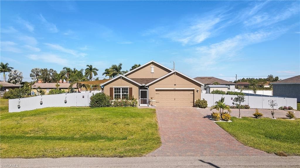 209 NW 10th TER CAPE CORAL, FL 33993