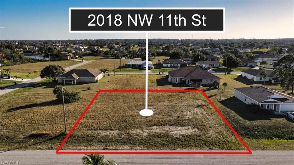 2018 NW 11th ST CAPE CORAL, FL 33993