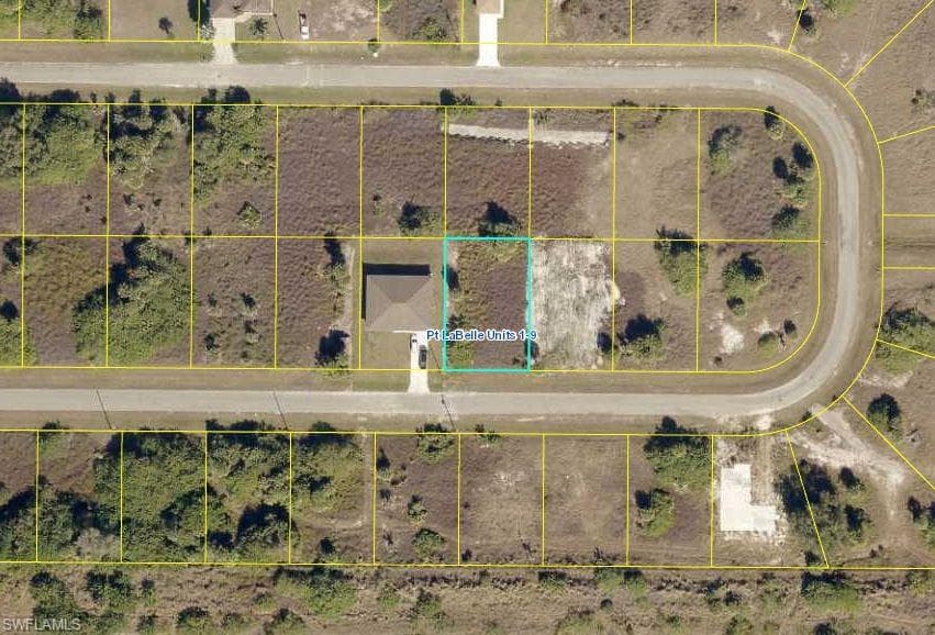 8038 Sunrise CIR LABELLE, FL 33935