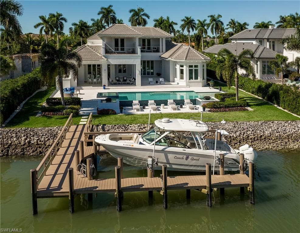 1351 Spyglass LN NAPLES, FL 34102