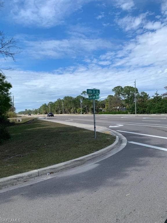 435 18th ST SE NAPLES, FL 34117