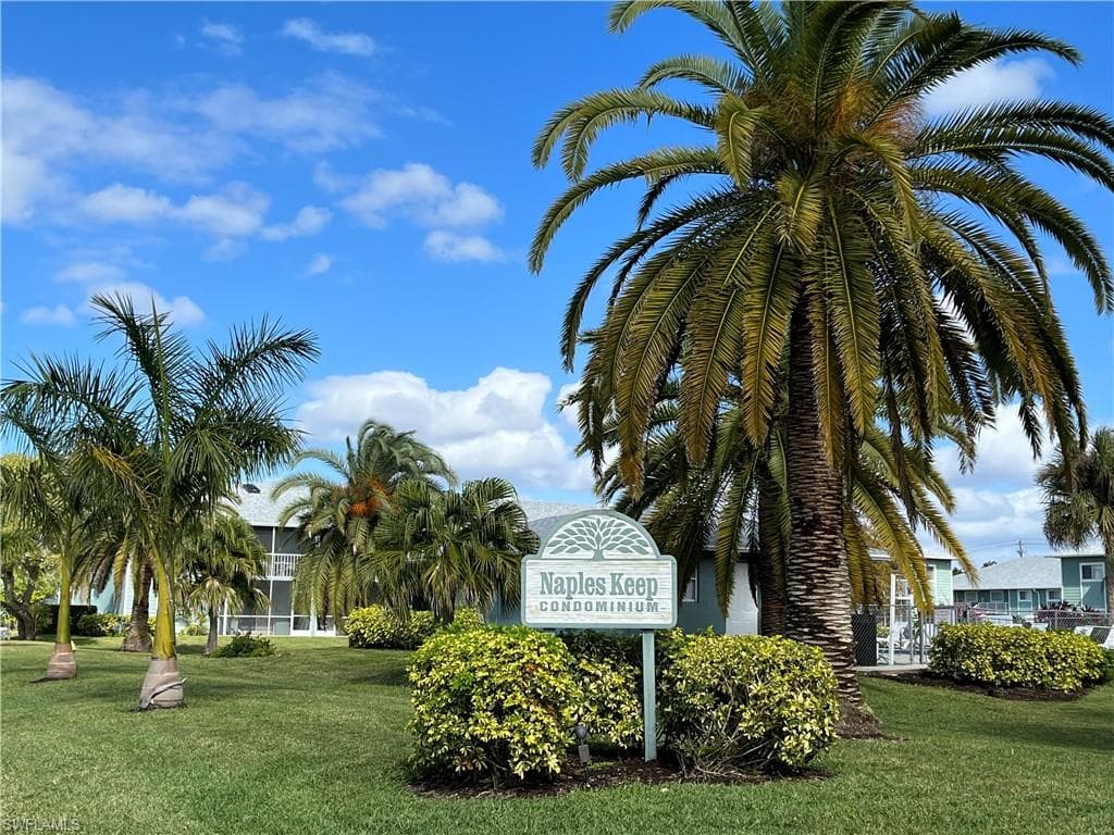 148 Cypress WAY E 901 NAPLES, FL 34110