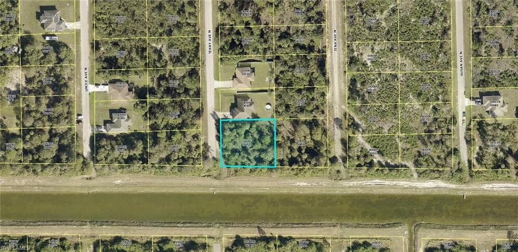6000 Terry AVE N LEHIGH ACRES, FL 33971