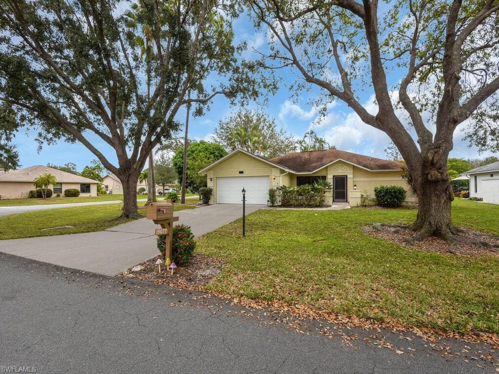 19077 Cypress View DR FORT MYERS, FL 33967