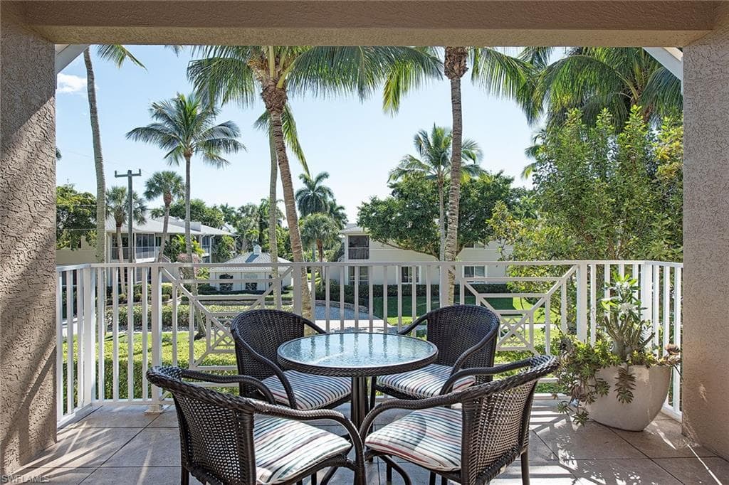 601 7th AVE S 201 NAPLES, FL 34102