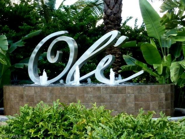 9008 Alturas ST 2401 NAPLES, FL 34113