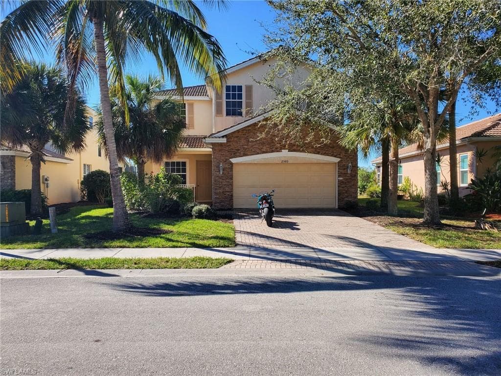2580 Deerfield Lake CT CAPE CORAL, FL 33909