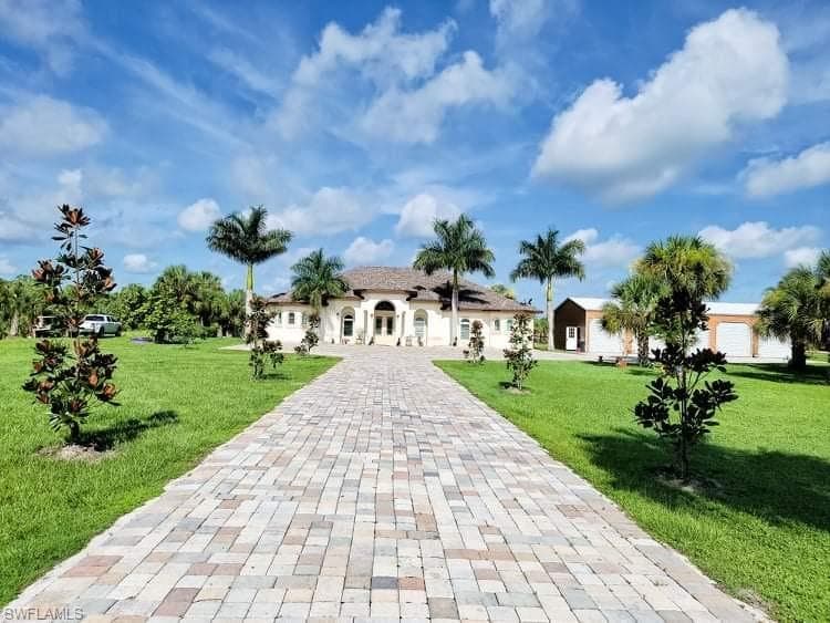 7684 County Rd 78 FORT DENAUD, FL 33935