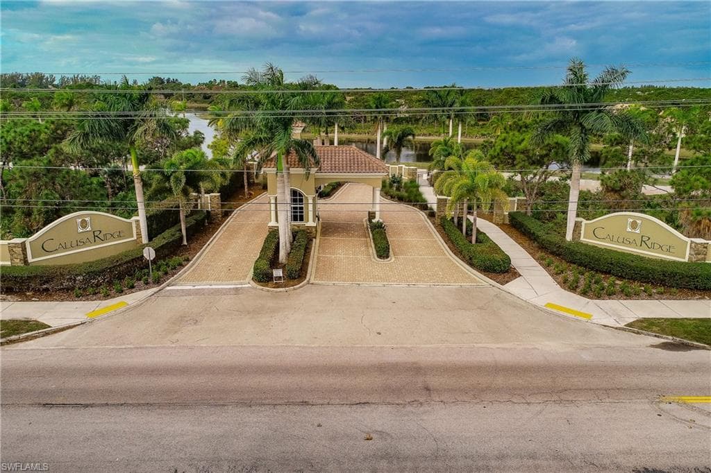 12528 Canoe TRL BOKEELIA, FL 33922