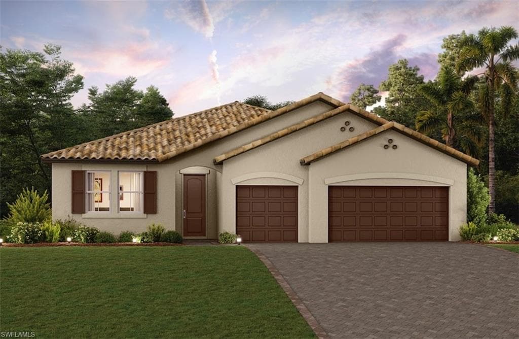 2063 Grove DR NAPLES, FL 34120