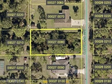 613 Cleveland AVE LEHIGH ACRES, FL 33972