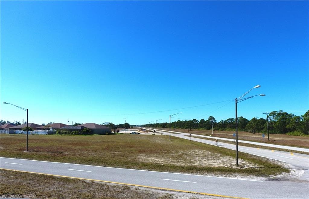 3022 Nelson RD N CAPE CORAL, FL 33993