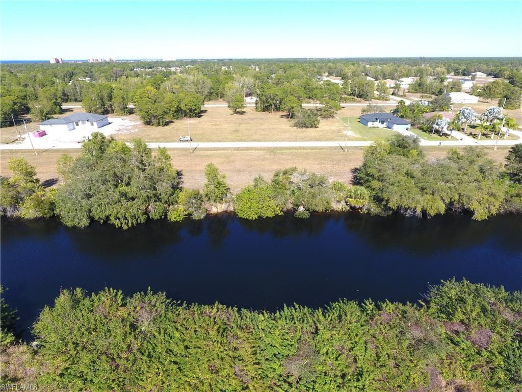 3712 NW 45th ST CAPE CORAL, FL 33993