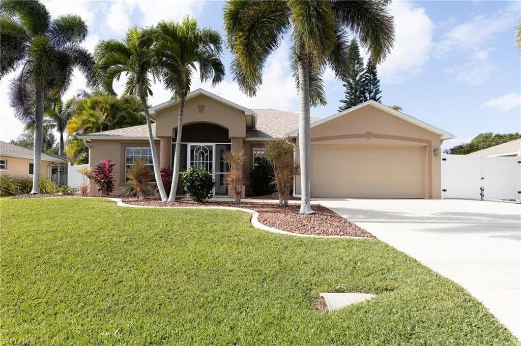 322 SE 9th AVE CAPE CORAL, FL 33990
