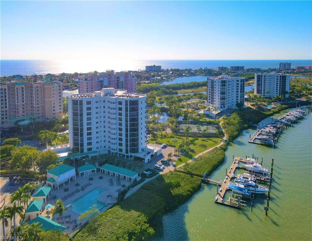 4183 Bay Beach LN 3H5 FORT MYERS BEACH, FL 33931