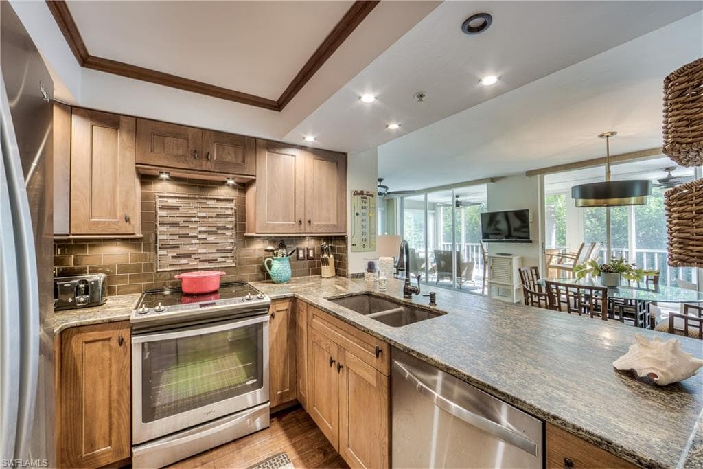 345 Mango ST 203 FORT MYERS BEACH, FL 33931