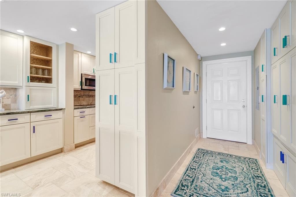 2800 Estero BLVD 503 FORT MYERS BEACH, FL 33931