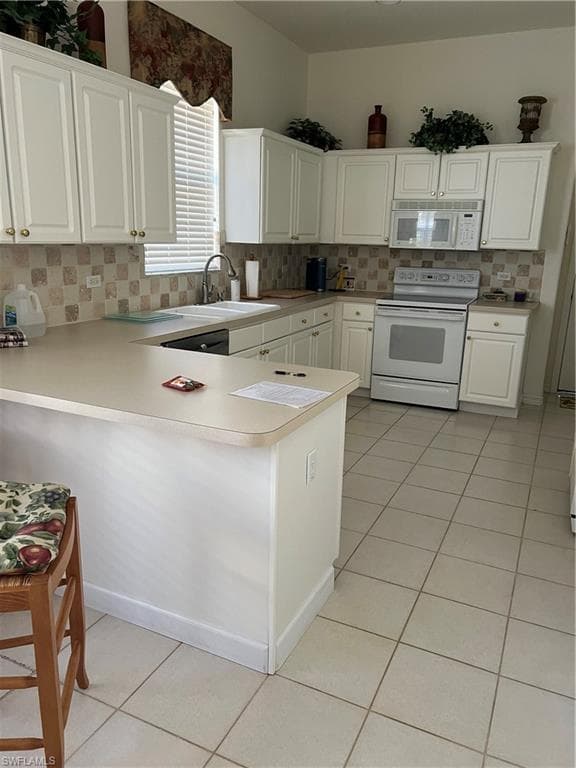 8381 Gleneagle WAY NAPLES, FL 34120