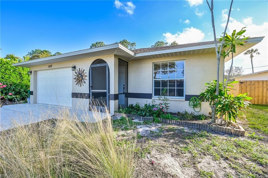 848 102nd AVE N NAPLES, FL 34108