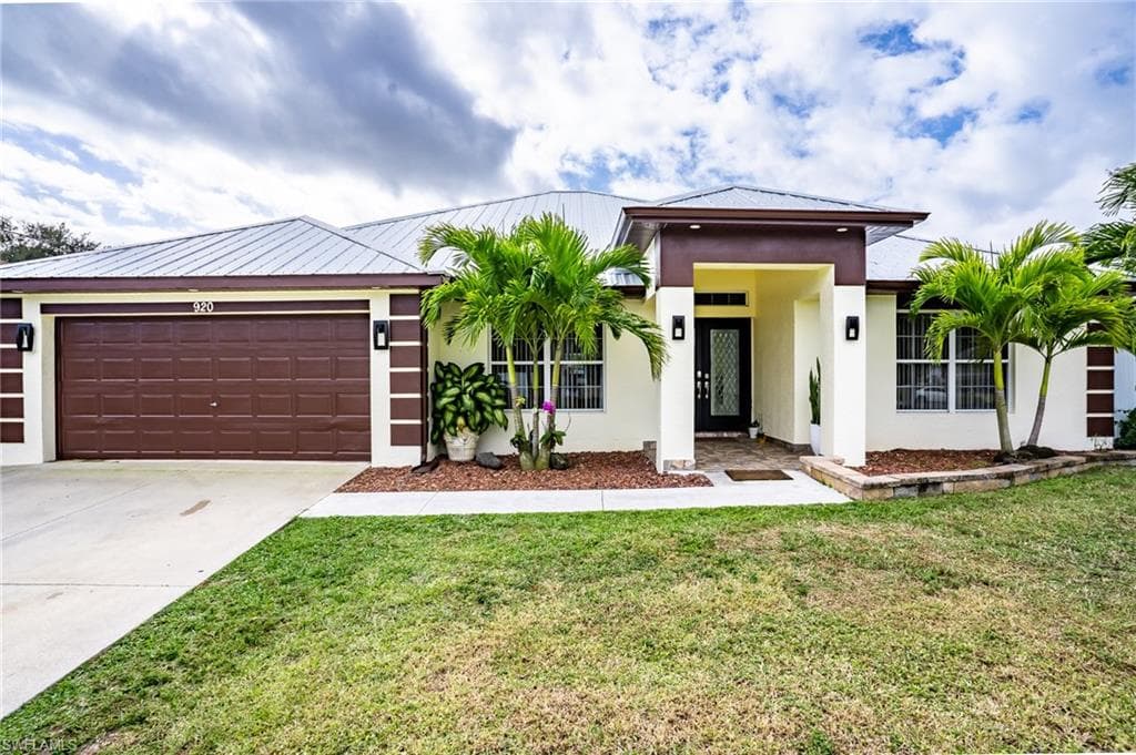 920 NW 1st ST CAPE CORAL, FL 33993